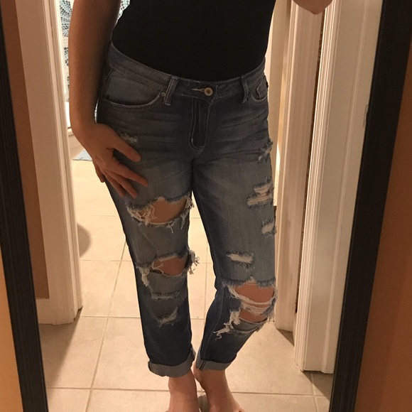 LAST ONE!🌟HOST PICK🌟Destroyed boyfriend jeans - Picture 6 of 8